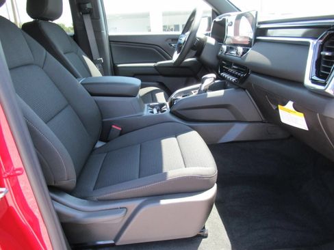 New 2026 GMC Canyon Elevation w/ Convenience Package RWD image 10