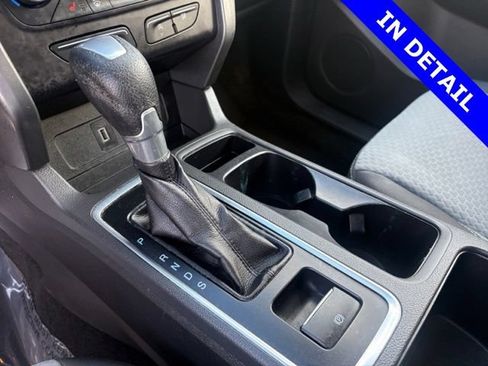 Used 2017 Ford Escape SE w/ Equipment Group 201A AWD/4WD image 27