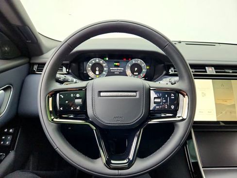 New 2026 Land Rover Range Rover Velar Dynamic SE image 23
