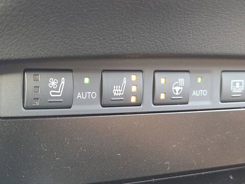 New 2025 Lexus ES 350 Ultra Luxury image 9