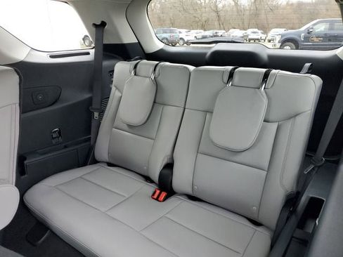 New 2026 Ford Explorer Active w/ Active Comfort Package image 31