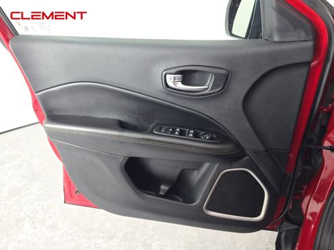 Used 2021 Jeep Compass Limited image 22