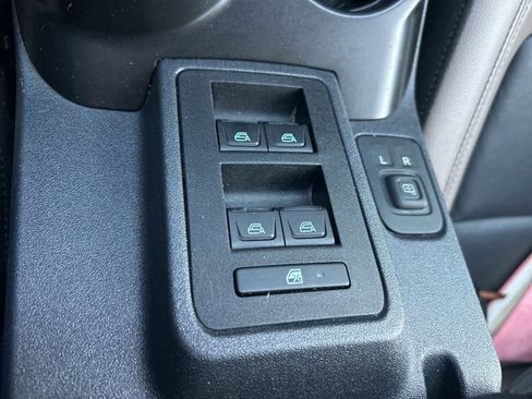 Used 2022 Ford Bronco Wildtrak image 20