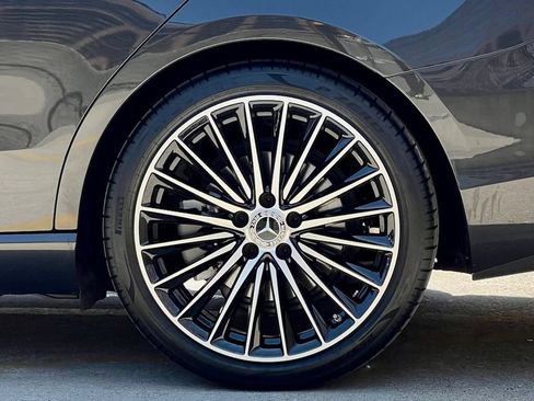 Certified 2026 Mercedes-Benz C 300 4MATIC Sedan image 11