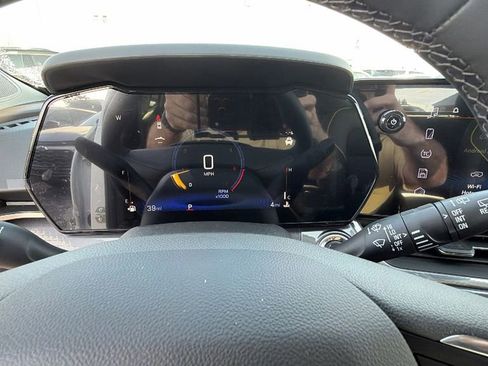 New 2026 Chevrolet Trax ACTIV w/ Driver Confidence Package image 22