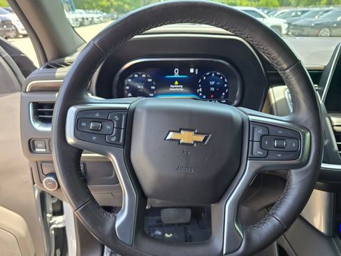 Used 2022 Chevrolet Tahoe LT w/ LT Signature Plus Package RWD image 19
