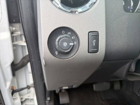 Used 2012 Ford F250 Lariat w/ Lariat Ultimate Pkg AWD/4WD image 17