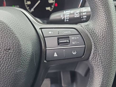 Used 2025 Honda CR-V LX image 20