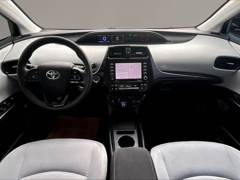 Used 2021 Toyota Prius LE AWD/4WD image 7