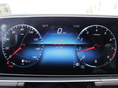 Used 2021 Mercedes-Benz GLE 350 4MATIC image 28