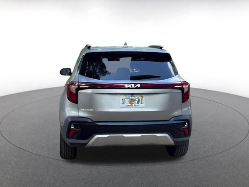 Used 2025 Kia Seltos S image 14
