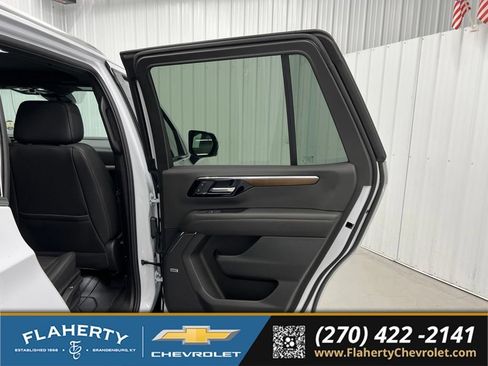 New 2026 Chevrolet Tahoe High Country AWD/4WD image 12
