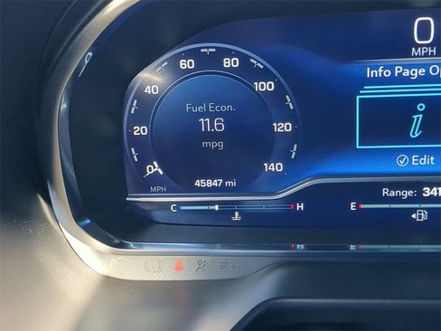 Used 2022 Chevrolet Tahoe Z71 w/ Luxury Package image 34