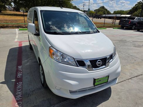 Used 2017 Nissan NV200 SV w/ Technology Package FWD image 5