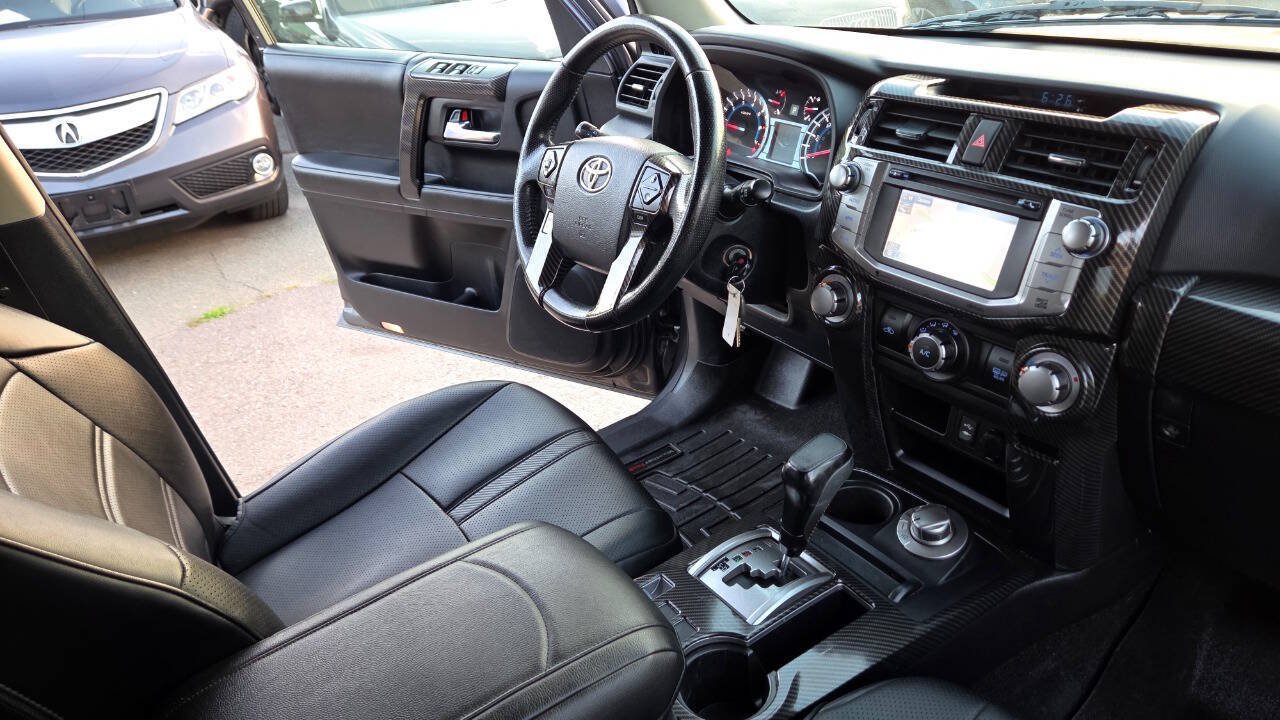 Used 2014 Toyota 4Runner SR5 AWD/4WD image 53