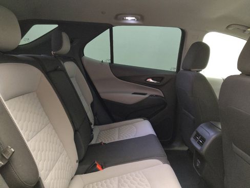 Used 2019 Chevrolet Equinox LS image 19
