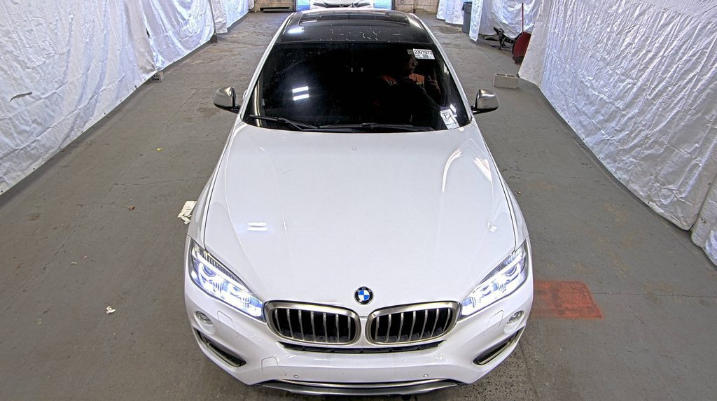 Used 2016 BMW X6 xDrive35i w/ XLine Package AWD/4WD image 3