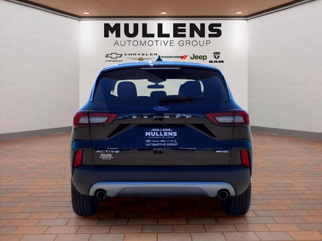 Used 2023 Ford Escape Active AWD/4WD image 6