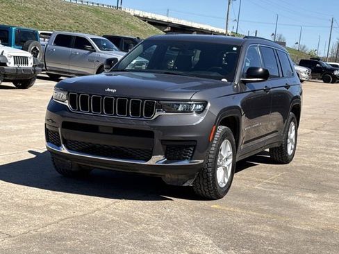 Used 2024 Jeep Grand Cherokee L Laredo w/ Luxury Tech Group I image 13