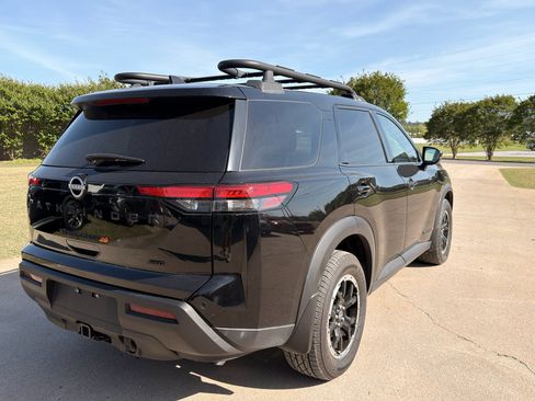 Certified 2023 Nissan Pathfinder Rock Creek image 3