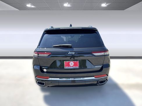 New 2024 Jeep Grand Cherokee Overland w/ Trailer Tow Package image 4