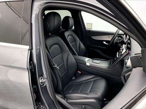 Certified 2022 Mercedes-Benz GLC 300 image 6