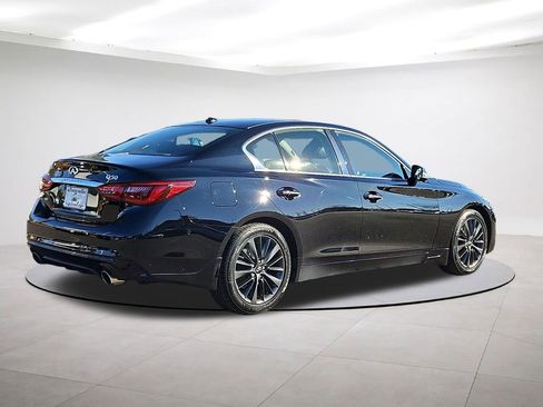 Used 2022 INFINITI Q50 Luxe w/ Cargo Package image 7