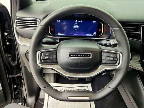 Used 2023 Jeep Wagoneer Series II w/ Premium Group I image 14