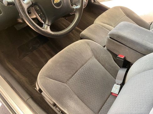 Used 2006 Chevrolet Impala LT w/ Preferred Equipment Group FWD image 23