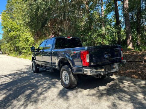Used 2019 Ford F250 XLT AWD/4WD image 9
