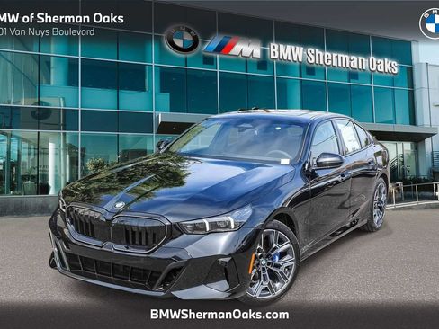 New 2026 BMW 530i w/ M Sport Package image 1