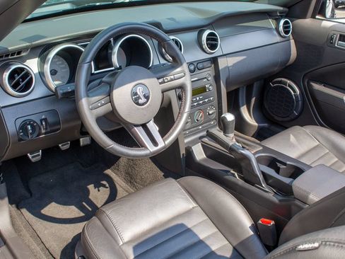 Used 2007 Ford Mustang Shelby GT500 RWD image 11