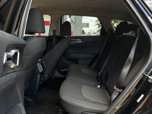 Used 2026 Kia Sportage LX FWD image 11