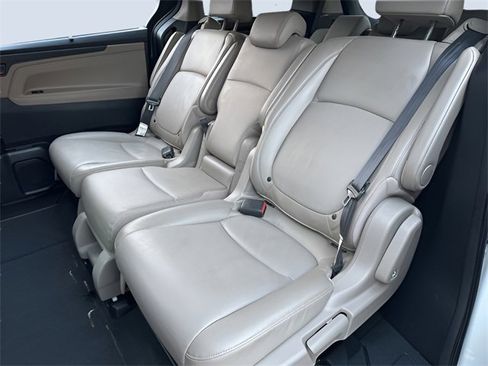 Used 2018 Honda Odyssey EX-L image 30