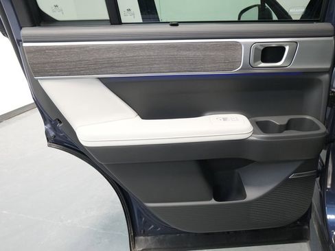 Used 2025 Hyundai Santa Fe Calligraphy image 28