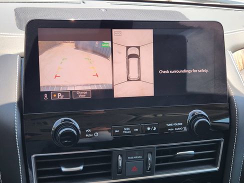 Used 2024 INFINITI QX80 Premium Select w/ Cargo Package AWD/4WD image 19