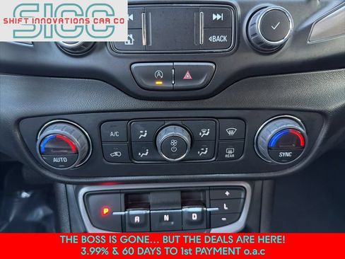 Used 2023 GMC Terrain AT4 AWD/4WD image 18
