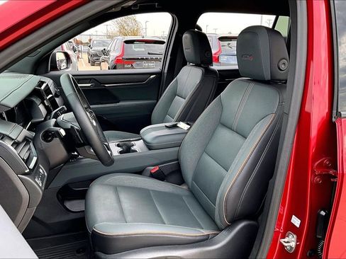 Used 2024 GMC Acadia AT4 w/ LPO, Floor Liner Package image 29