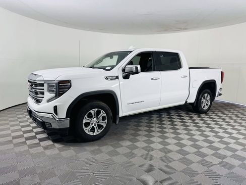 Used 2025 GMC Sierra 1500 SLT RWD image 35