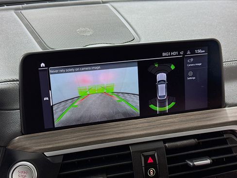 Used 2021 BMW X4 xDrive30i w/ M Sport Package image 3