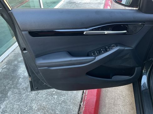 Used 2025 Kia Seltos S image 13