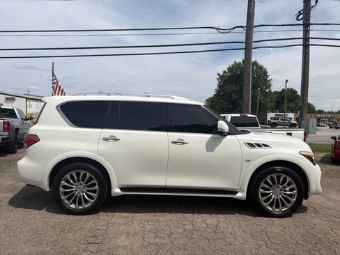 Used 2017 INFINITI QX80 2WD w/ Driver Assistance Package image 4