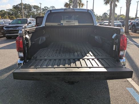 Used 2021 Toyota Tacoma SR5 image 13