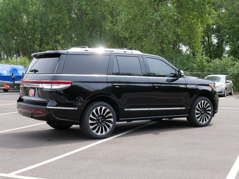 Used 2024 Lincoln Navigator Black Label AWD/4WD image 5