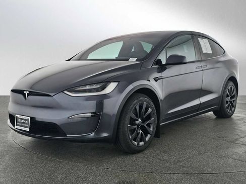Used 2022 Tesla Model X image 7