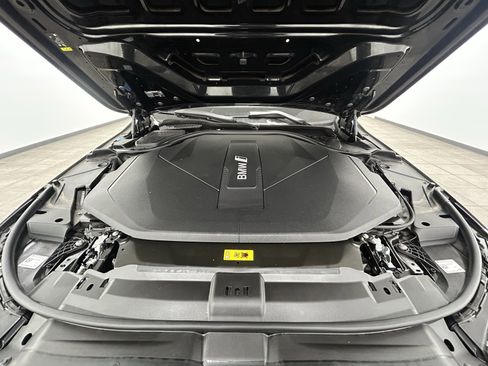 Used 2024 BMW i5 eDrive40i w/ Premium Package image 43