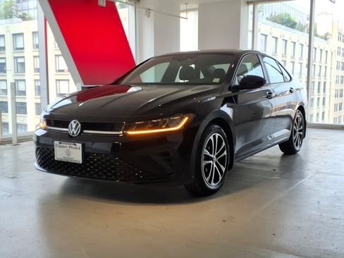 Used 2026 Volkswagen Jetta Sport FWD image 1