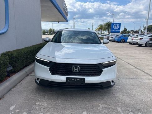 Used 2024 Honda Accord EX image 2
