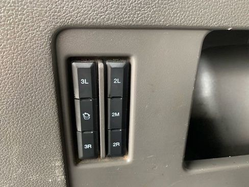 Used 2019 Ford Expedition Max XLT w/ Equipment Group 202A image 20