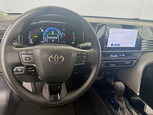 Certified 2025 Toyota Camry LE image 10